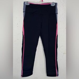 Victoria’s Secret workout capri leggings